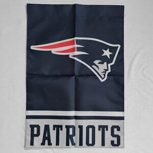PATRIOTS FOOTBALL GARDEN FLAG Gift for football fan Man Cave Garage Yard decor